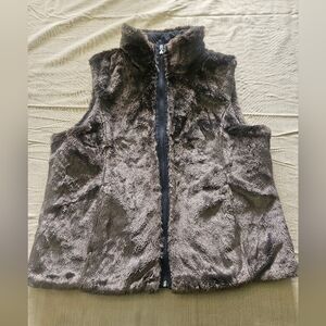 Weatherproof Faux Fur Sleeveless Jacket